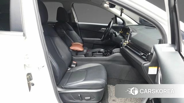 Kia Sportage 5th Generation Hybrid 2022 Белый из Кореи, фото 2
