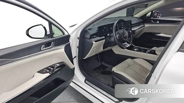 Kia The New K5 3rd generation 2024 Белый из Кореи, фото 2