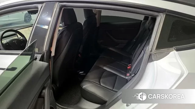 Tesla Model 3 2021 Белый из Кореи, фото 2