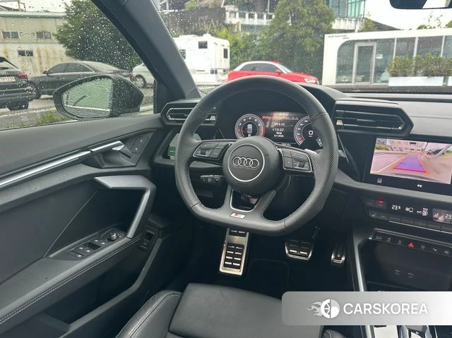Audi A3 (8Y) 2025 Черный из Кореи, фото 2