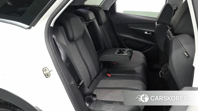 Peugeot 3008 second generation 2019 Белый из Кореи, фото 2