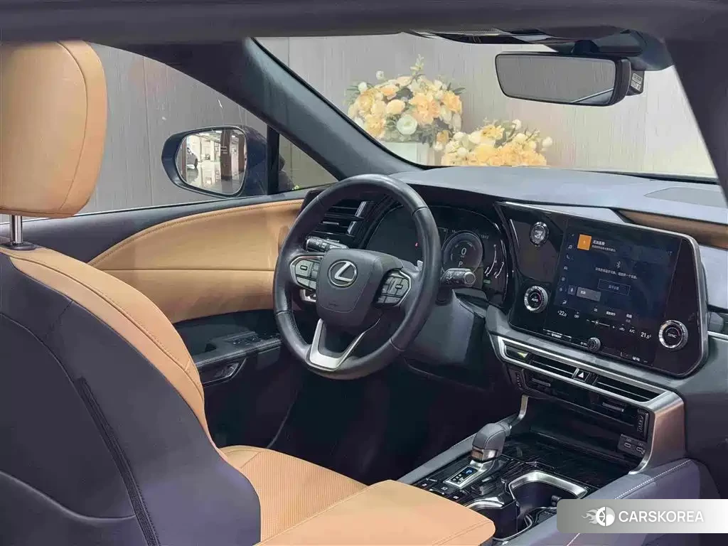 Lexus RX 2023 Черный из Китая, фото 2
