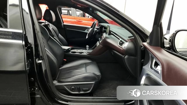 Genesis G70 2019 Черный из Кореи, фото 2