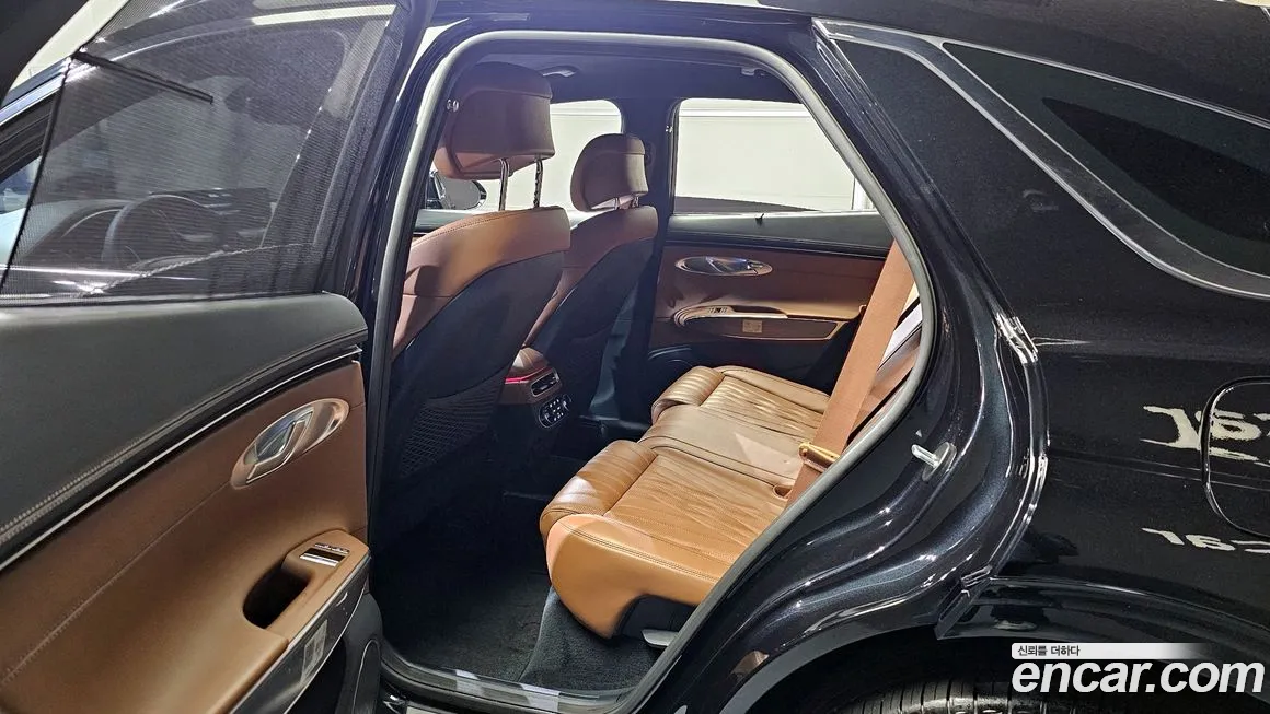 Genesis GV70 2023 Черный из Кореи, фото 2