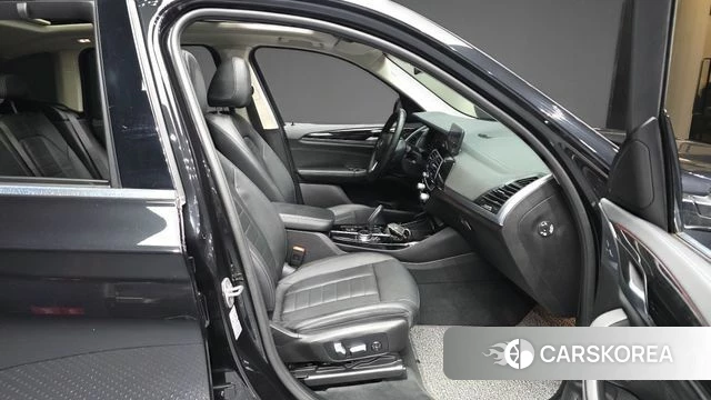 BMW X3 (G01) 2020 Черный из Кореи, фото 2