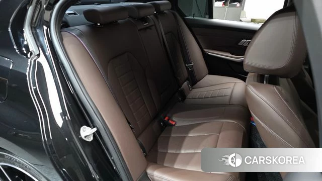 BMW 3 Series (G20) 2025 Черный из Кореи, фото 2