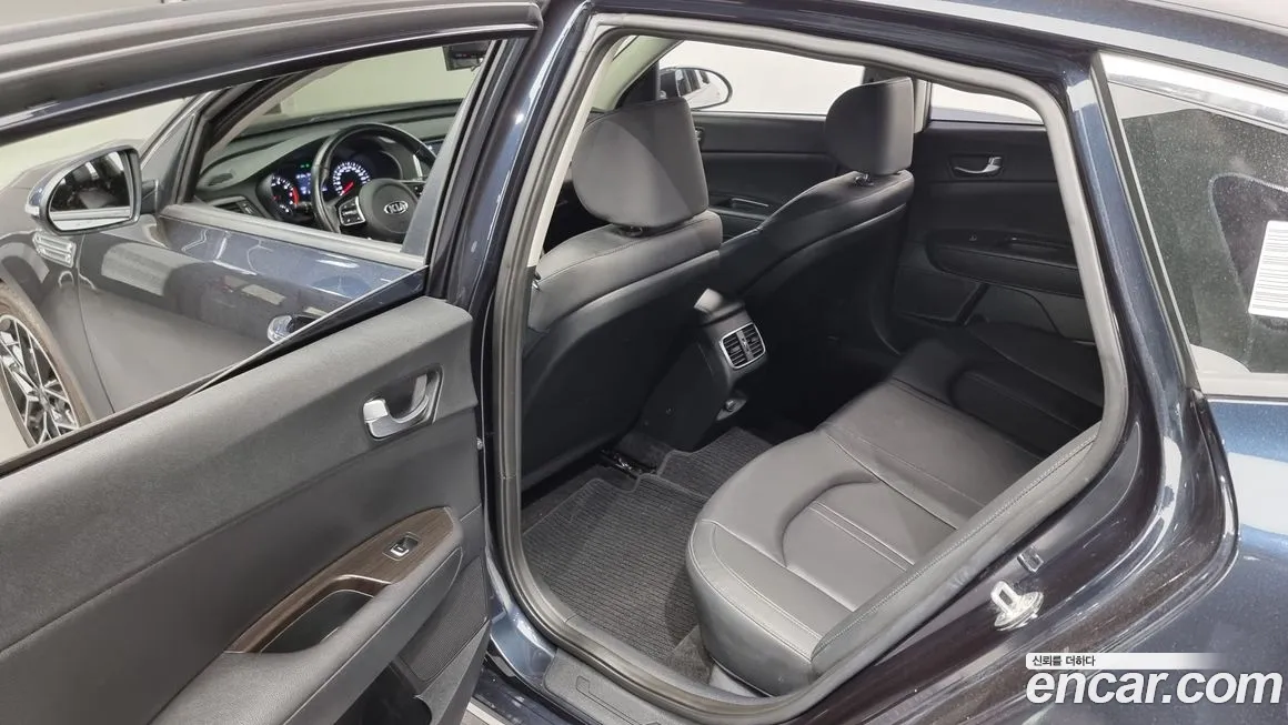 Kia The New K5 2nd generation 2019 из Кореи, фото 2