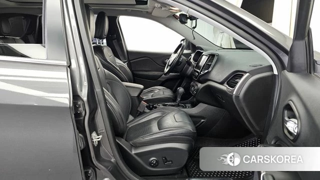 Jeep Cherokee (KL) 2021 Серый из Кореи, фото 2