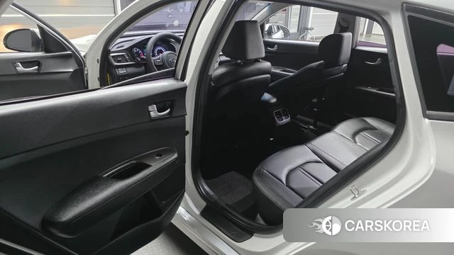 Kia The New K5 2nd generation 2019 Белый из Кореи, фото 2