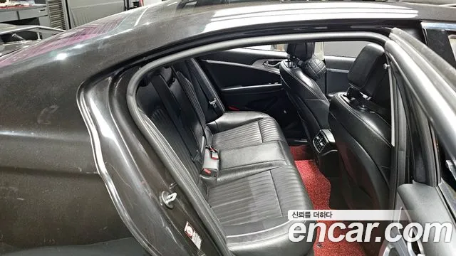 Genesis G70 2018 Черный из Кореи, фото 2