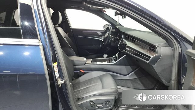 Audi A6 (C8) 2021 Синий из Кореи, фото 2