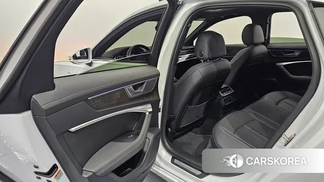 Audi A6 (C8) 2021 Белый из Кореи, фото 2