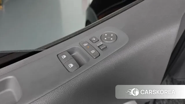 Hyundai Staria 2025 Черный из Кореи, фото 2