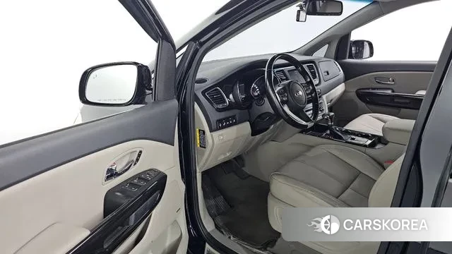 Kia The New Carnival 2018 Черный из Кореи, фото 2