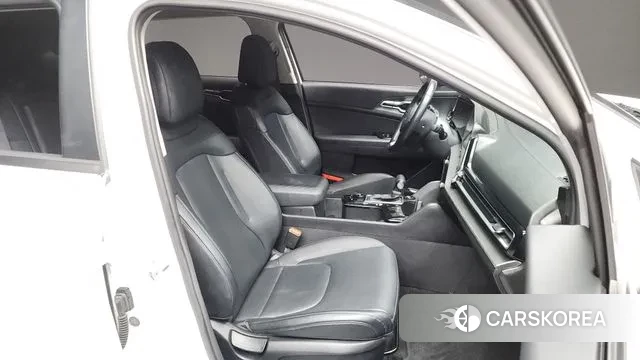 Kia Sportage 5th Generation 2022 Белый из Кореи, фото 2