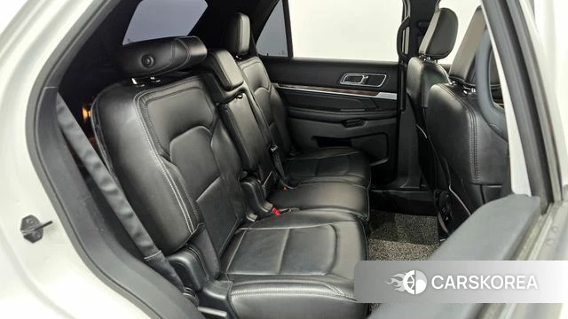 Ford Explorer 2018 Белый из Кореи, фото 2