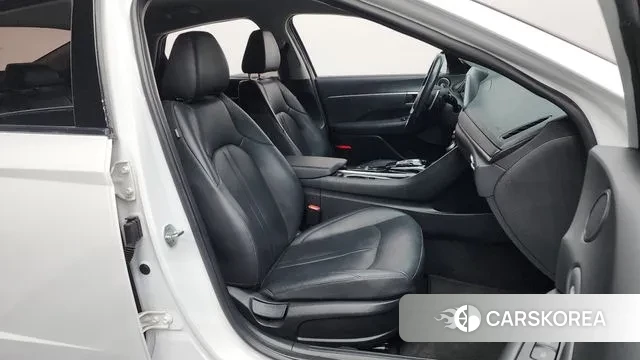 Hyundai Sonata (DN8) 2022 Белый из Кореи, фото 2