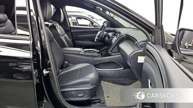 Hyundai Tucson Hybrid (NX4) 2021 Черный из Кореи, фото 2