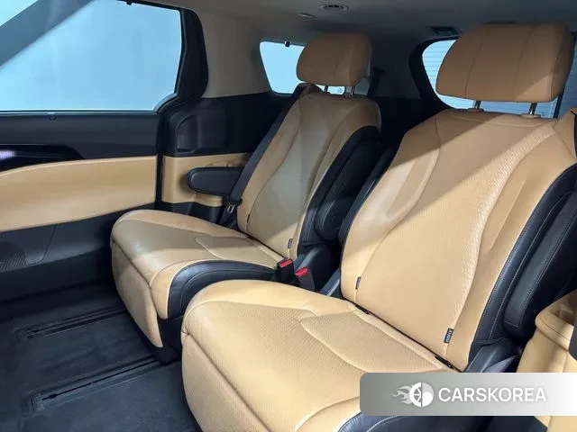 Kia Carnival 4th generation 2022 Черный из Кореи, фото 2