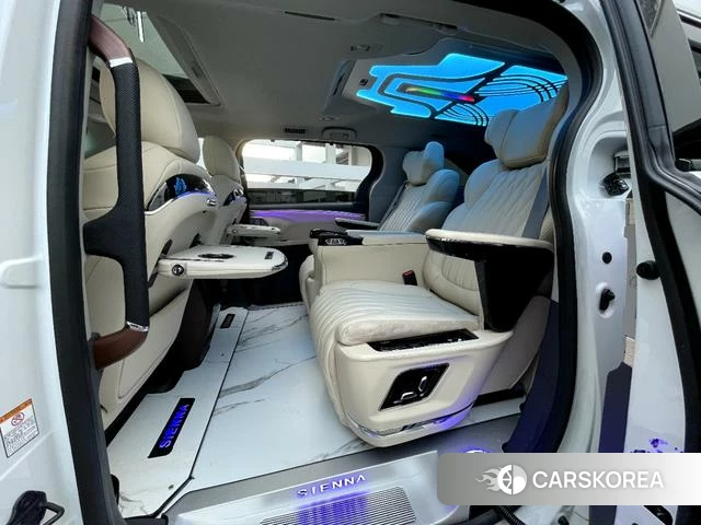 Toyota Saina 2025 Белый из Китая, фото 2