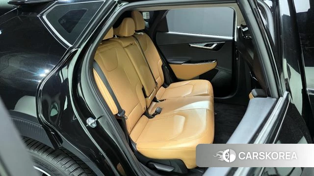 Kia EV6 2023 Черный из Кореи, фото 2