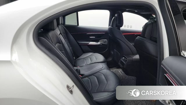 Mercedes-Benz E-Class W214 2024 Белый из Кореи, фото 2