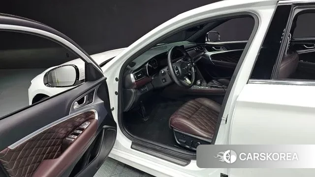 Genesis The New G70 2021 Белый из Кореи, фото 2