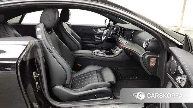 Mercedes-Benz E-Class W213 2019 Черный из Кореи, фото 2