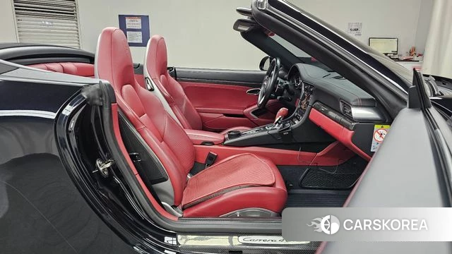 Porsche 911 2018 Черный из Кореи, фото 2