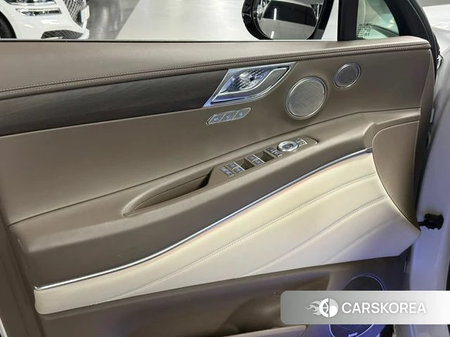 Genesis GV80 2022 Белый из Кореи, фото 2