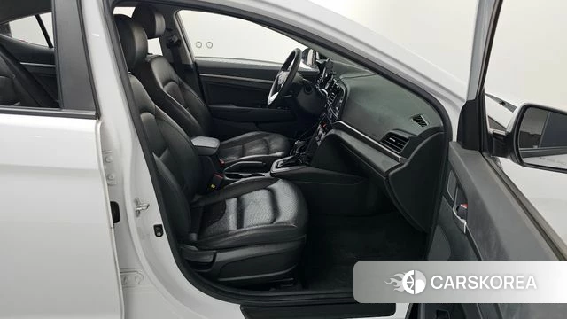 Hyundai The New Avante AD 2018 Белый из Кореи, фото 2