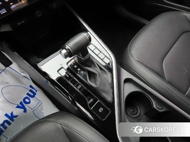 Kia Di Ol Nu Niro 2022 Белый из Кореи, фото 2