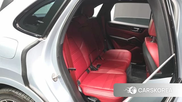 Porsche Cayenne (PO536) 2021 Серебряный из Кореи, фото 2