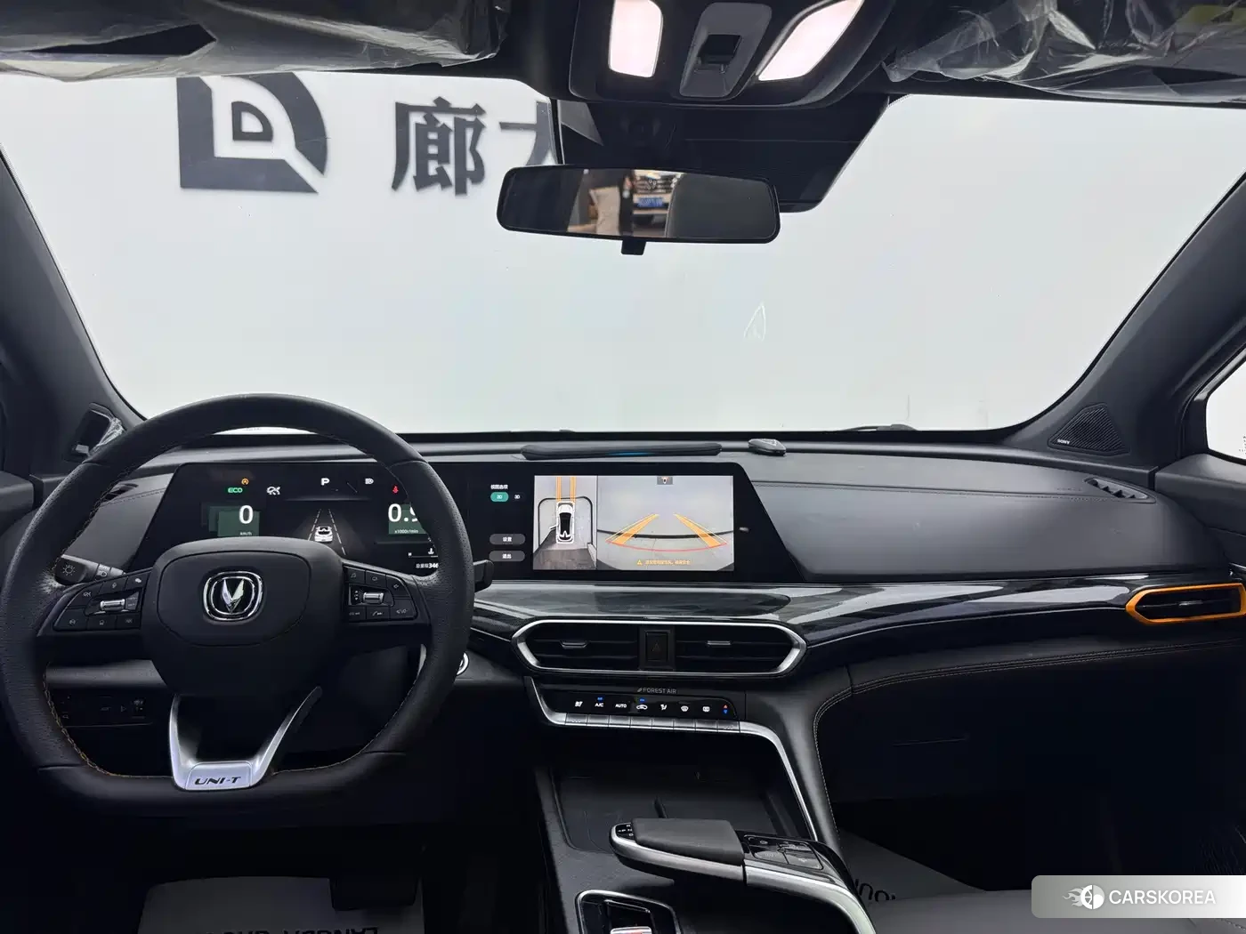 Chang'an UNI-T 2023 Silver/gray из Китая, фото 2