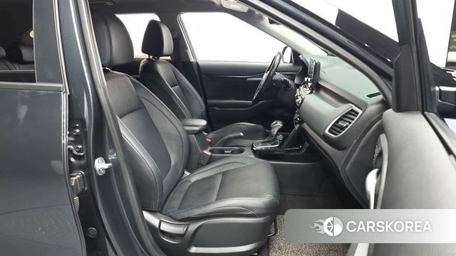 Kia Seltos 2020 Серый из Кореи, фото 2