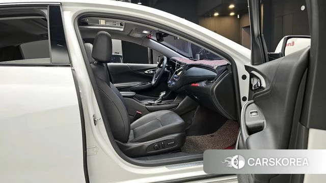 Chevrolet (GM Daewoo) All New Malibu 2018 Белый из Кореи, фото 2