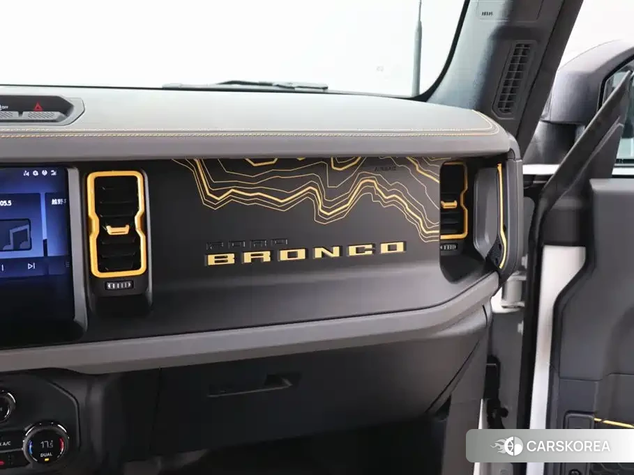 Ford Mustang 2026 Белый из Китая, фото 2