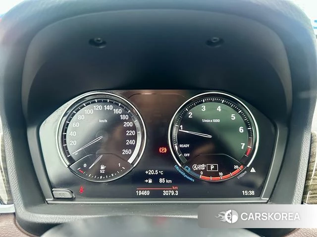 BMW X1 2022 Белый из Китая, фото 2