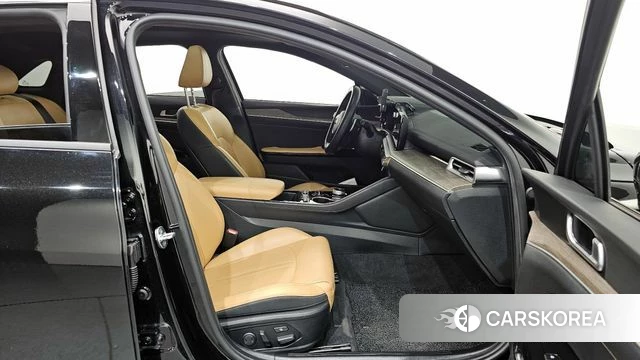 Kia K5 3rd generation 2021 Черный из Кореи, фото 2