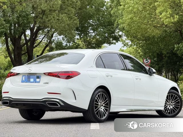 Mercedes-Benz Class C 2024 Белый из Китая, фото 2