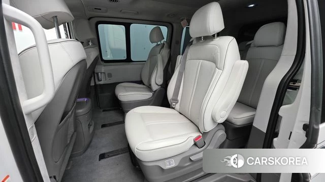 Hyundai Staria 2024 Белый из Кореи, фото 2