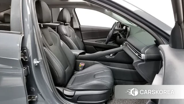 Hyundai The New Avante (CN7) 2024 Серый из Кореи, фото 2