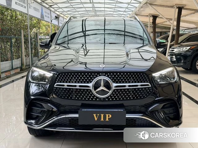 Mercedes-Benz GLE (import) 2024 Черный из Китая, фото 2