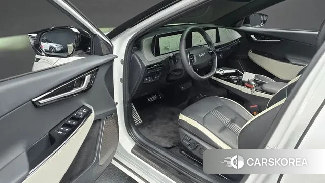 Kia EV6 2022 Белый из Кореи, фото 2