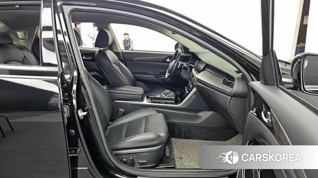 Kia K7 Premier 2019 Черный из Кореи, фото 2
