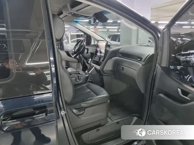 Hyundai Staria 2021 Синий из Кореи, фото 2