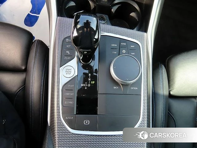 BMW 3 Series (G20) 2019 Белый из Кореи, фото 2