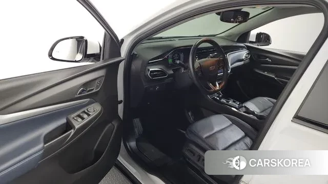 Chevrolet (GM Daewoo) Bolt EUV 2022 Белый из Кореи, фото 2