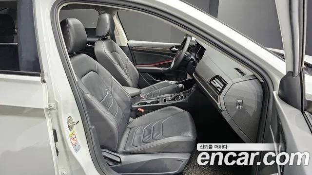 Volkswagen 7th Generation of Jetta 2021 Белый из Кореи, фото 2