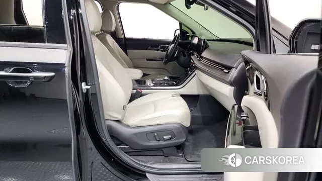 Kia Carnival 4th generation 2021 Черный из Кореи, фото 2